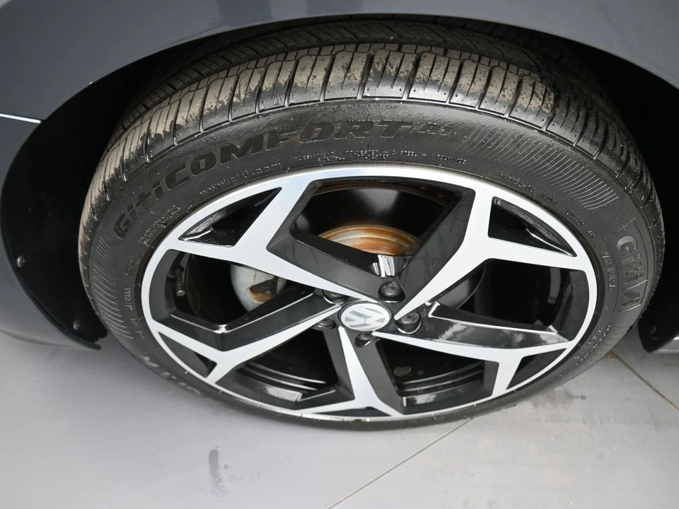 2021 Volkswagen Passat - Image 14 of 21