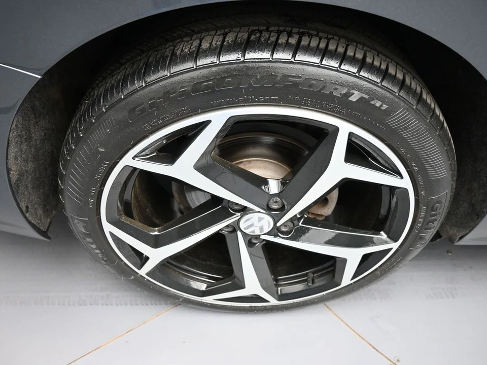 2021 Volkswagen Passat - Image 12 of 21