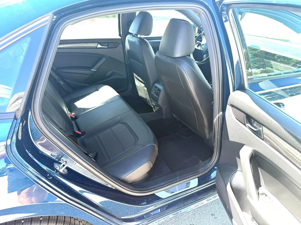 2021 Volkswagen Passat - Image 11 of 16