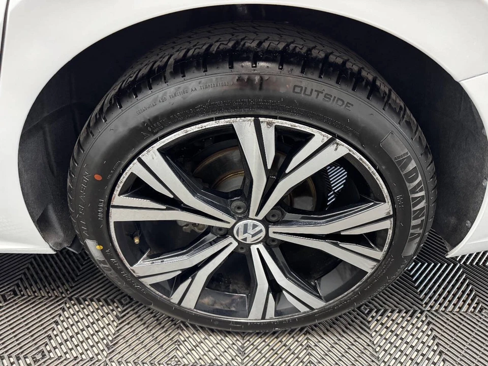 2021 Volkswagen Passat - Image 17 of 21
