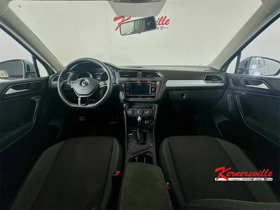 2021 Volkswagen Tiguan - Image 10 of 21