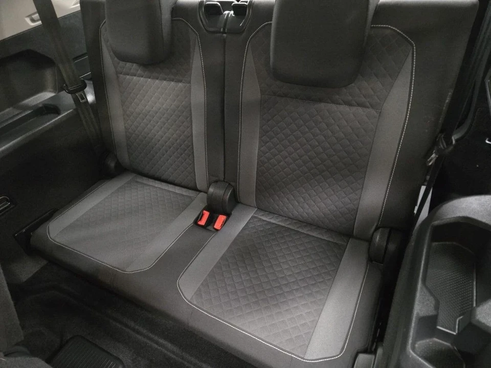 2021 Volkswagen Tiguan - Image 8 of 21