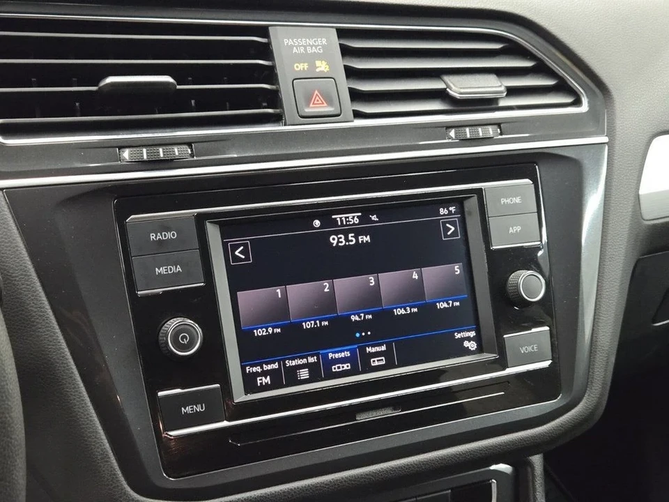 2021 Volkswagen Tiguan - Image 17 of 21