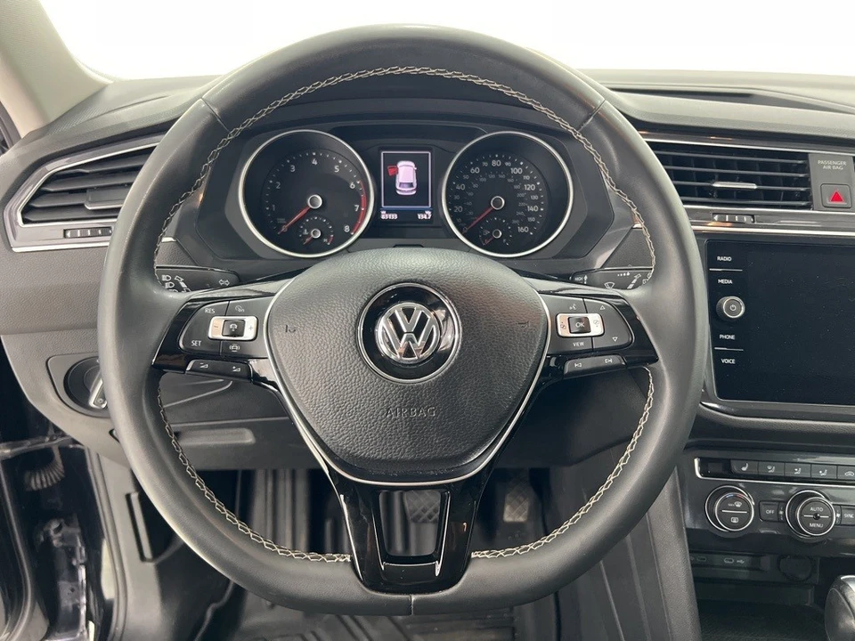 2021 Volkswagen Tiguan - Image 10 of 12