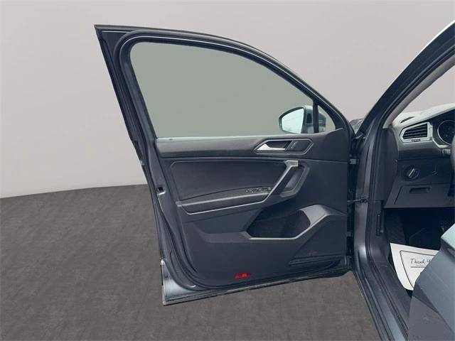 2021 Volkswagen Tiguan - Image 11 of 21