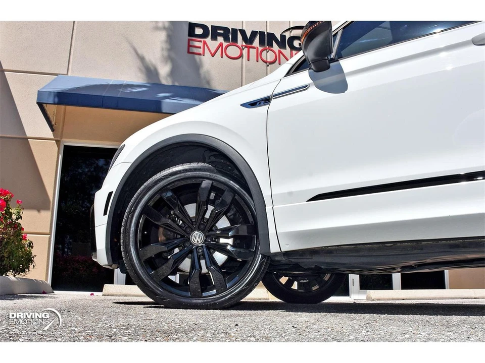 2021 Volkswagen Tiguan - Image 25 of 31