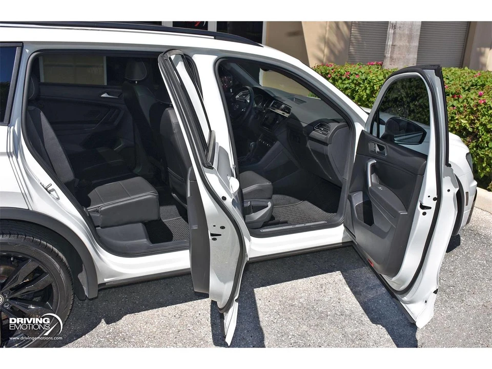 2021 Volkswagen Tiguan - Image 11 of 31