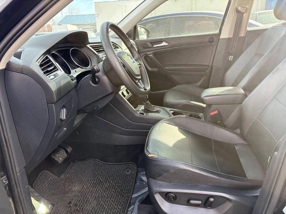 2021 Volkswagen Tiguan - Image 9 of 12
