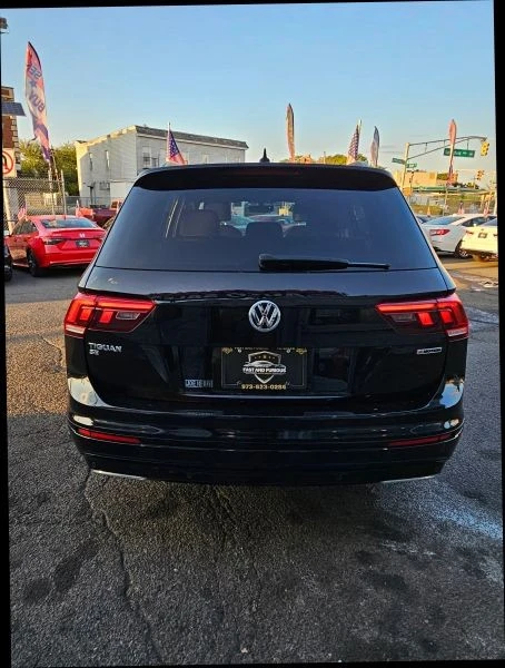 2021 Volkswagen Tiguan - Image 6 of 12