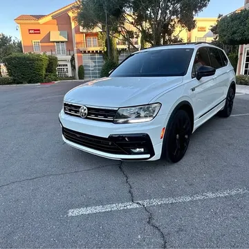 2021 Volkswagen Tiguan · SE R-Line Black Sport Utility 4D