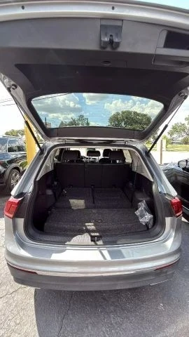 2021 Volkswagen Tiguan - Image 7 of 11