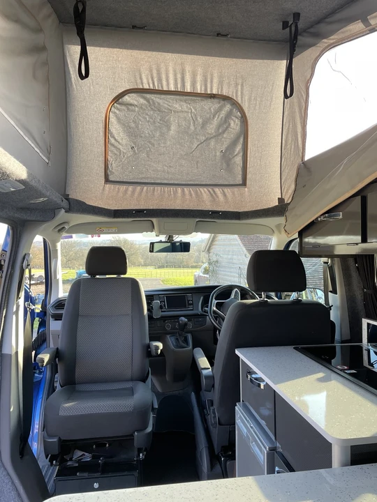 2021 Volkswagen EuroVan - Image 18 of 30