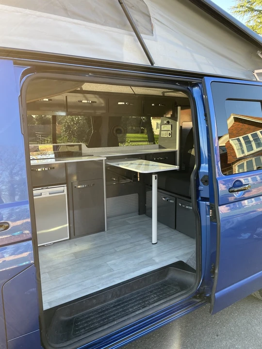 2021 Volkswagen EuroVan - Image 23 of 30