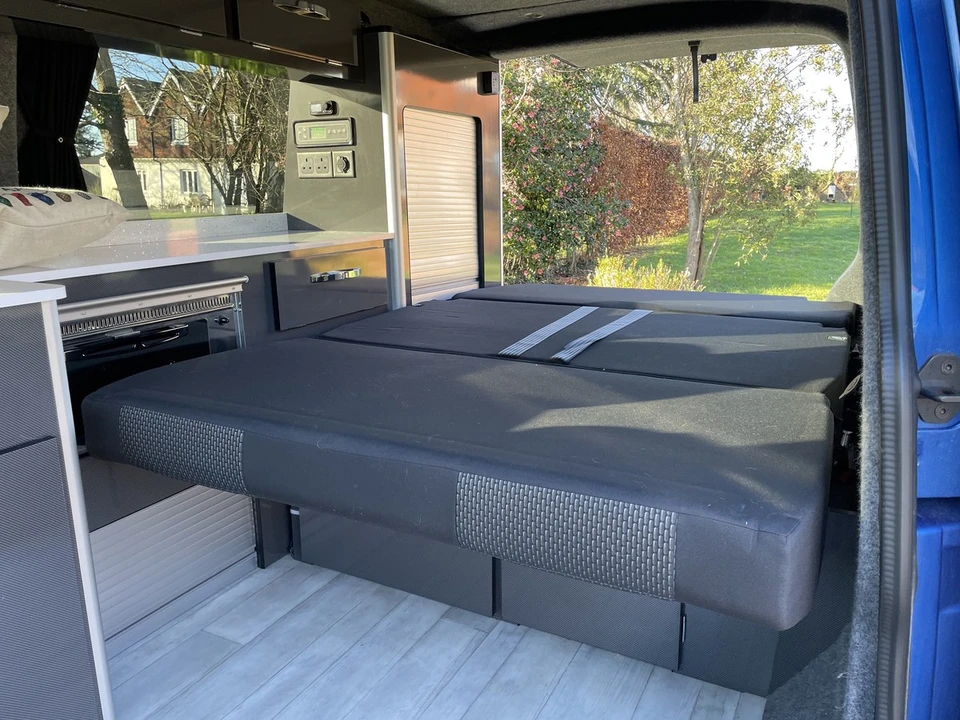 2021 Volkswagen EuroVan - Image 16 of 30