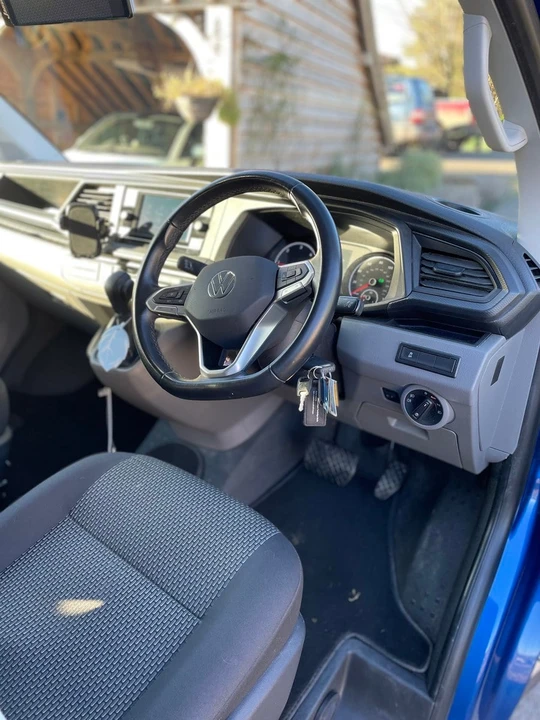 2021 Volkswagen EuroVan - Image 11 of 30