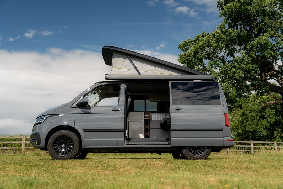 2021 Volkswagen EuroVan - Image 10 of 31