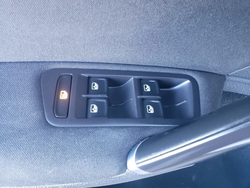 2021 Volkswagen Golf Mk8 - Image 9 of 19