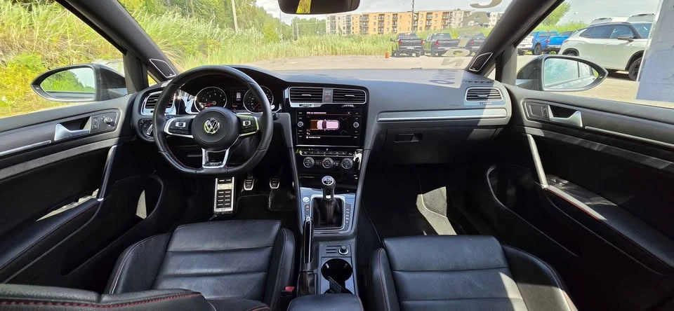 2021 Volkswagen GTI Mk8 - Image 8 of 9