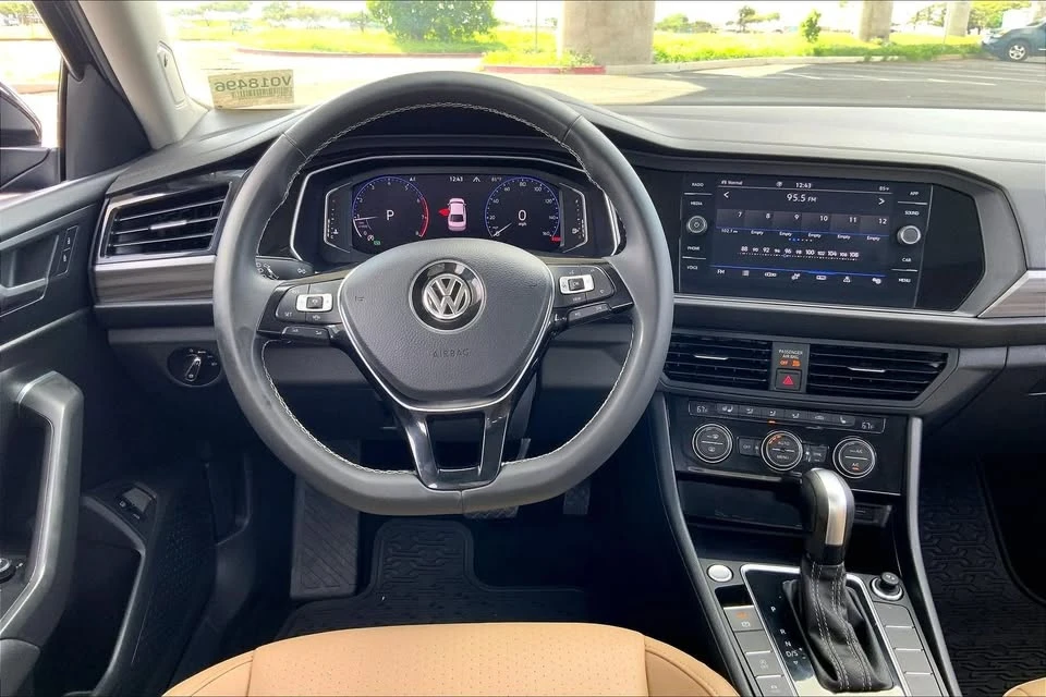 2021 Volkswagen A7 Jetta - Image 8 of 14