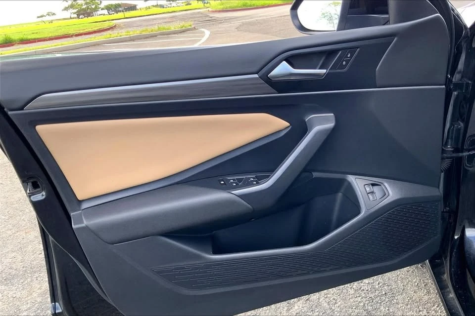 2021 Volkswagen A7 Jetta - Image 13 of 14