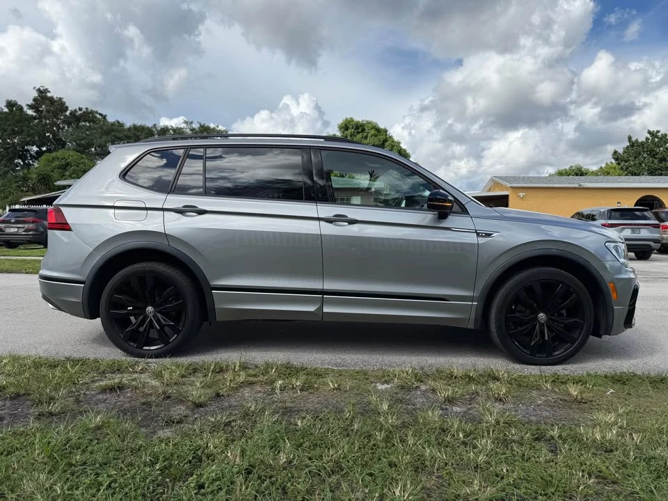 2021 Volkswagen Tiguan - Image 3 of 16