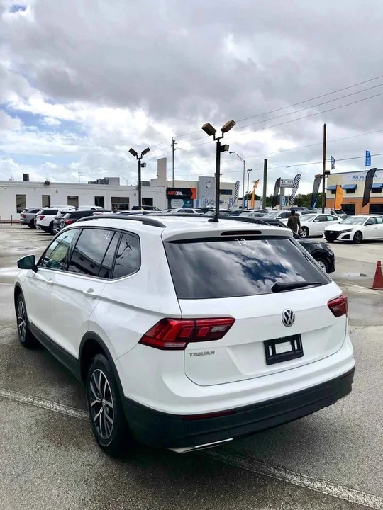 2021 Volkswagen Tiguan - Image 6 of 14