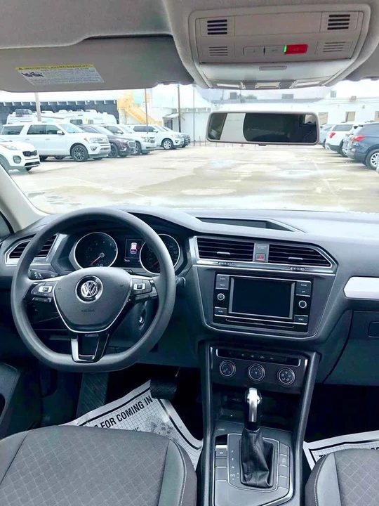 2021 Volkswagen Tiguan - Image 12 of 14