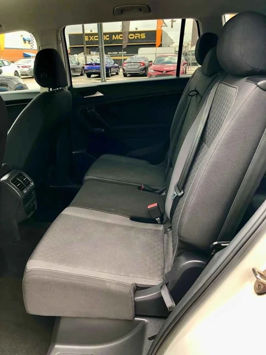 2021 Volkswagen Tiguan - Image 10 of 14