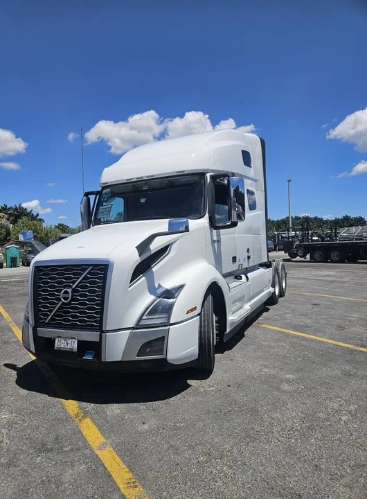 2021 Volvo 700 Series - Image 4 of 20
