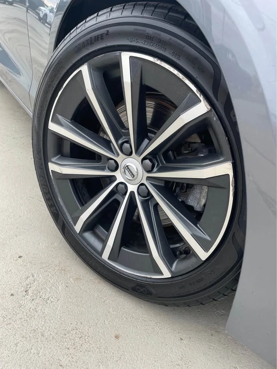 2021 Volvo S60 3rd Gen - Image 3 of 12