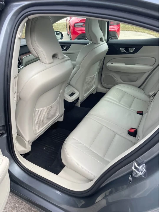 2021 Volvo S60 3rd Gen - Image 8 of 12