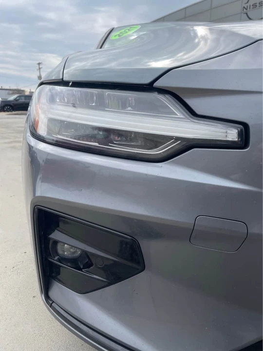 2021 Volvo S60 3rd Gen - Image 2 of 12