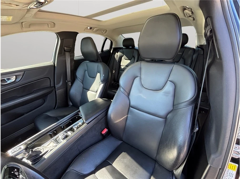 2021 Volvo S60 3rd Gen - Image 20 of 21
