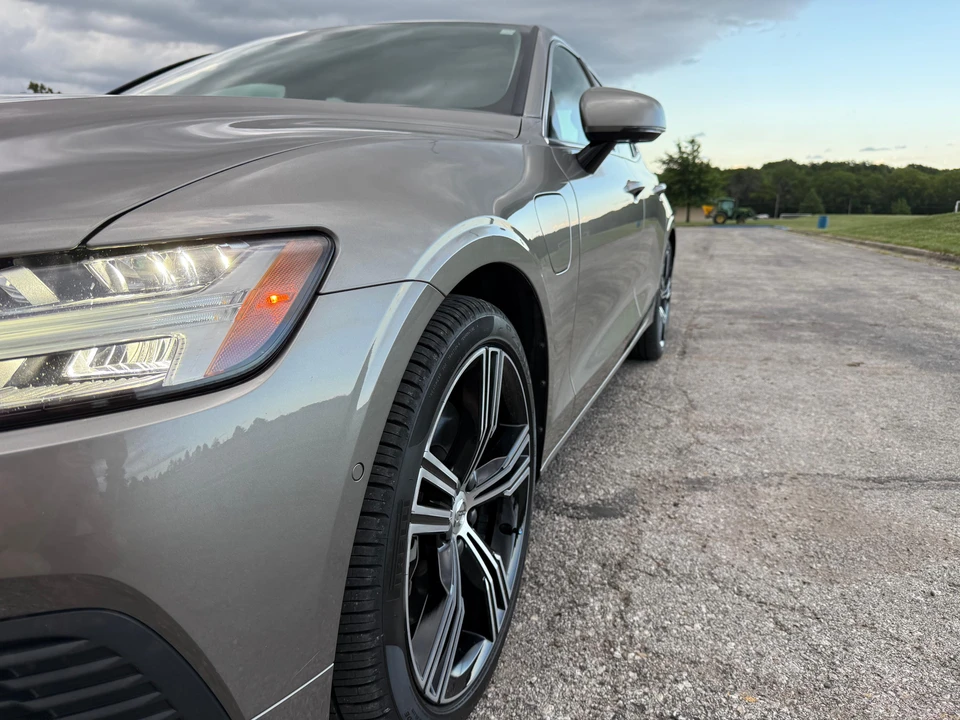 2021 Volvo S60 3rd Gen - Image 25 of 31