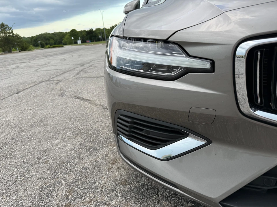 2021 Volvo S60 3rd Gen - Image 19 of 31
