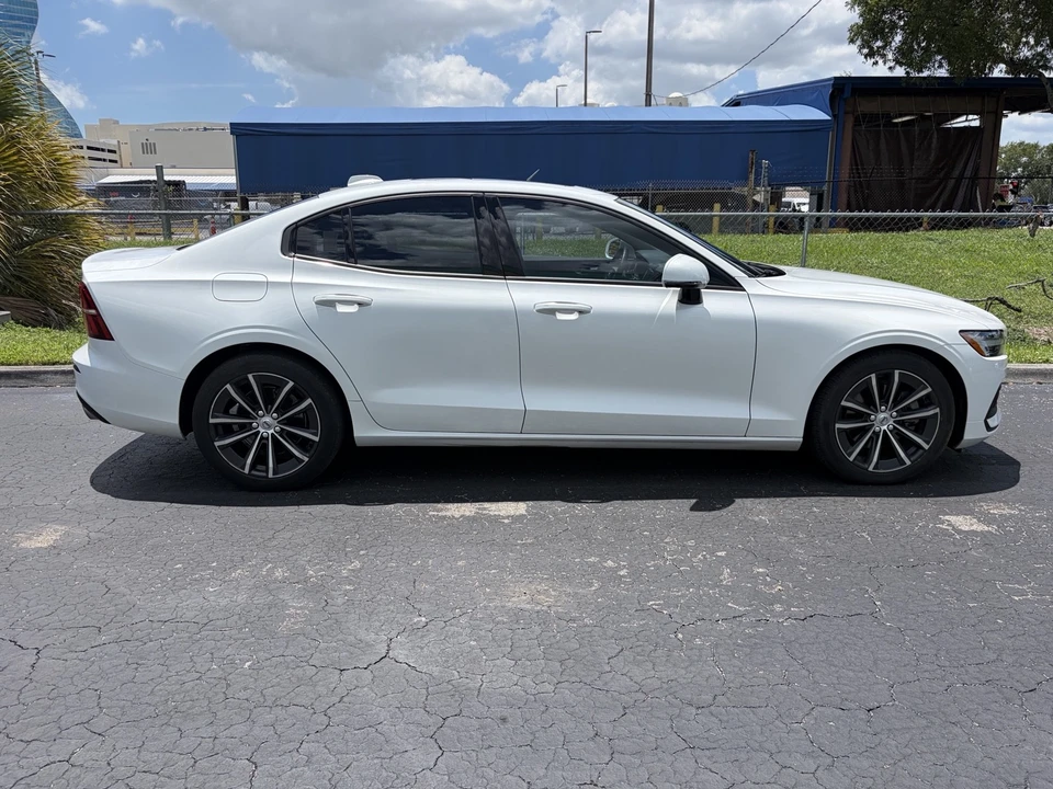2021 Volvo S60 3rd Gen - Image 12 of 31