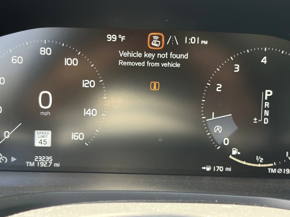 2021 Volvo S60 3rd Gen - Image 27 of 31