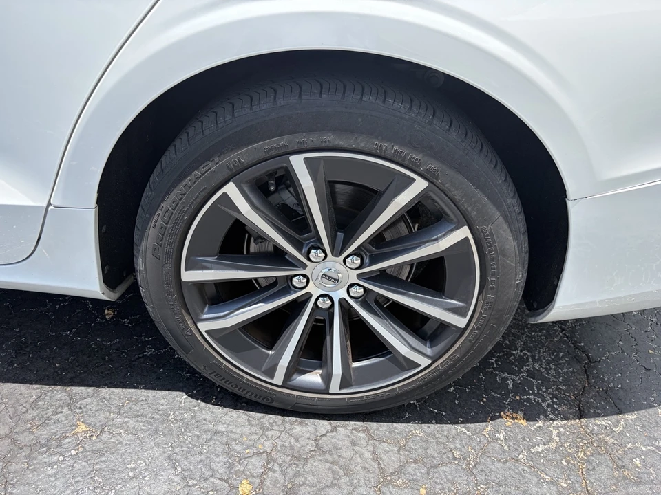 2021 Volvo S60 3rd Gen - Image 15 of 31