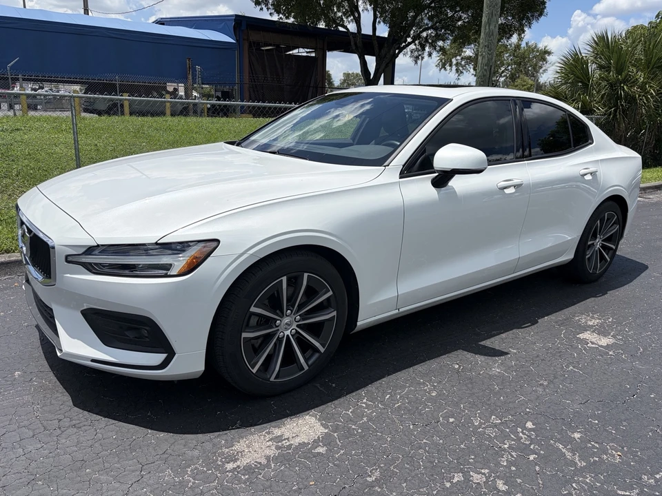 2021 Volvo S60 3rd Gen - Image 2 of 31