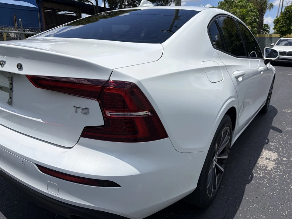 2021 Volvo S60 3rd Gen - Image 11 of 31