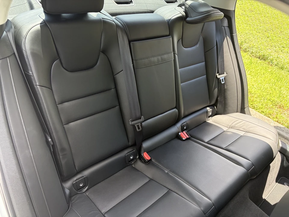 2021 Volvo S60 3rd Gen - Image 24 of 31