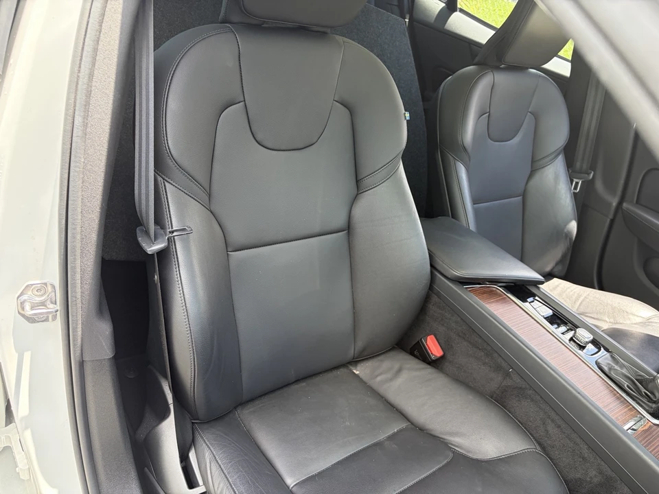 2021 Volvo S60 3rd Gen - Image 21 of 31