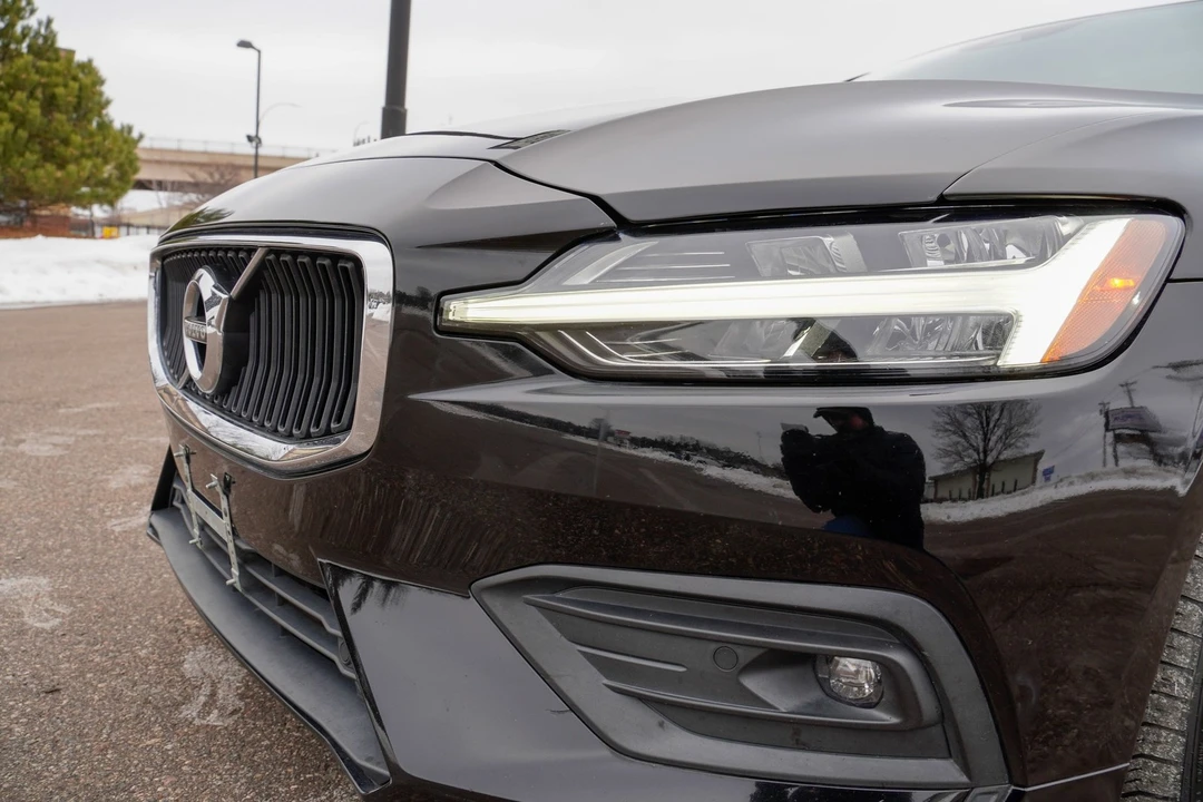 2021 Volvo S60 3rd Gen - Image 19 of 21