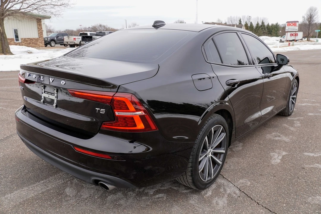 2021 Volvo S60 3rd Gen - Image 3 of 21