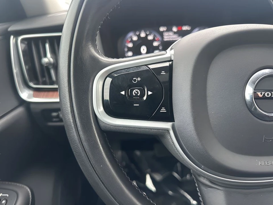 2021 Volvo S60 3rd Gen - Image 16 of 21