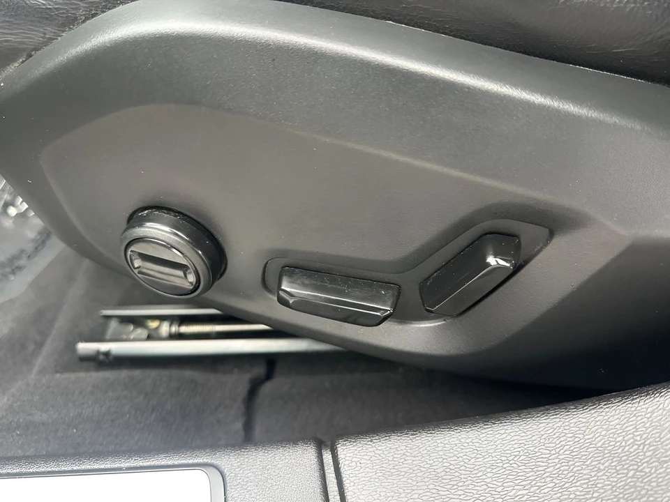 2021 Volvo S60 3rd Gen - Image 10 of 12