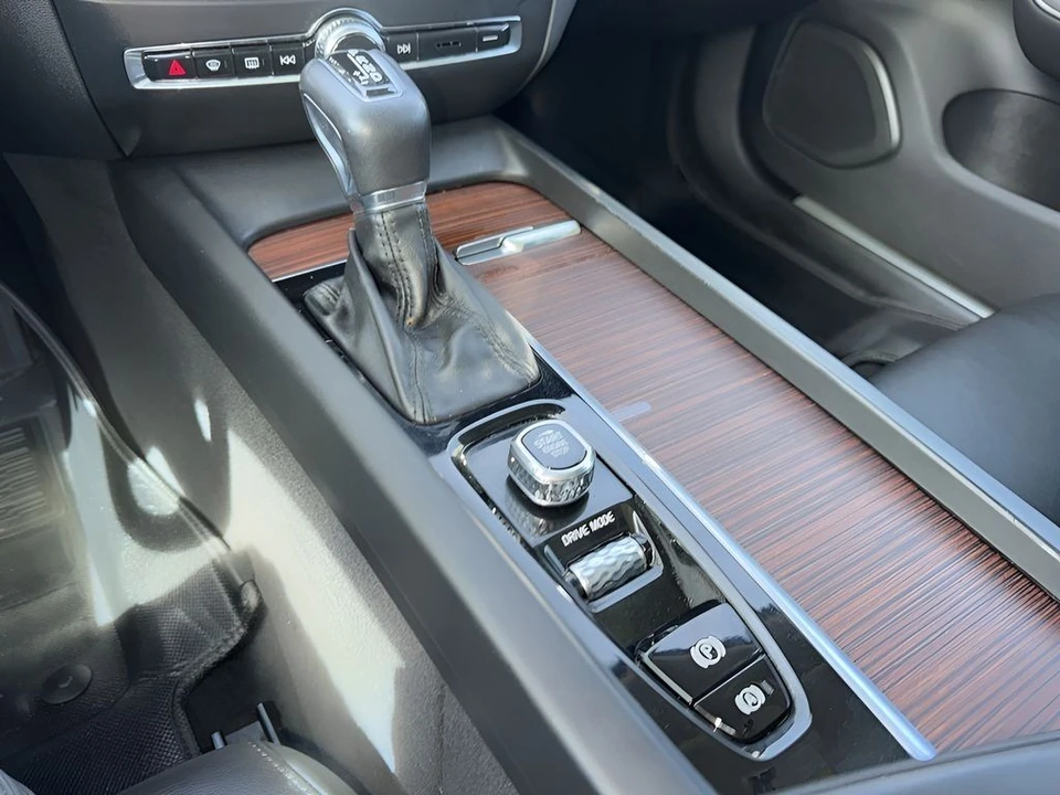 2021 Volvo S60 3rd Gen - Image 17 of 31