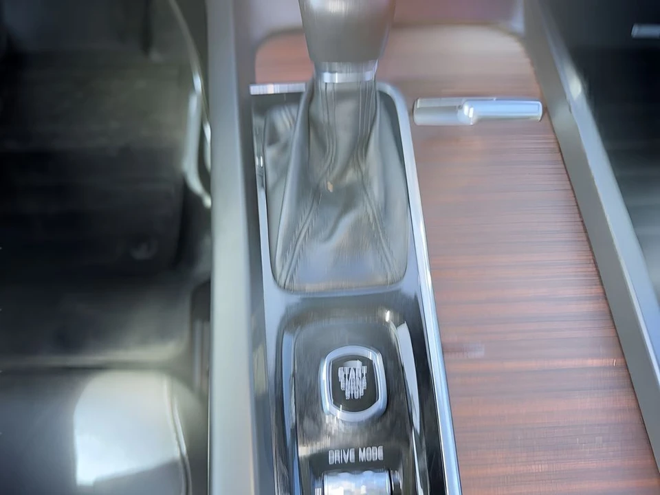 2021 Volvo S60 3rd Gen - Image 21 of 31