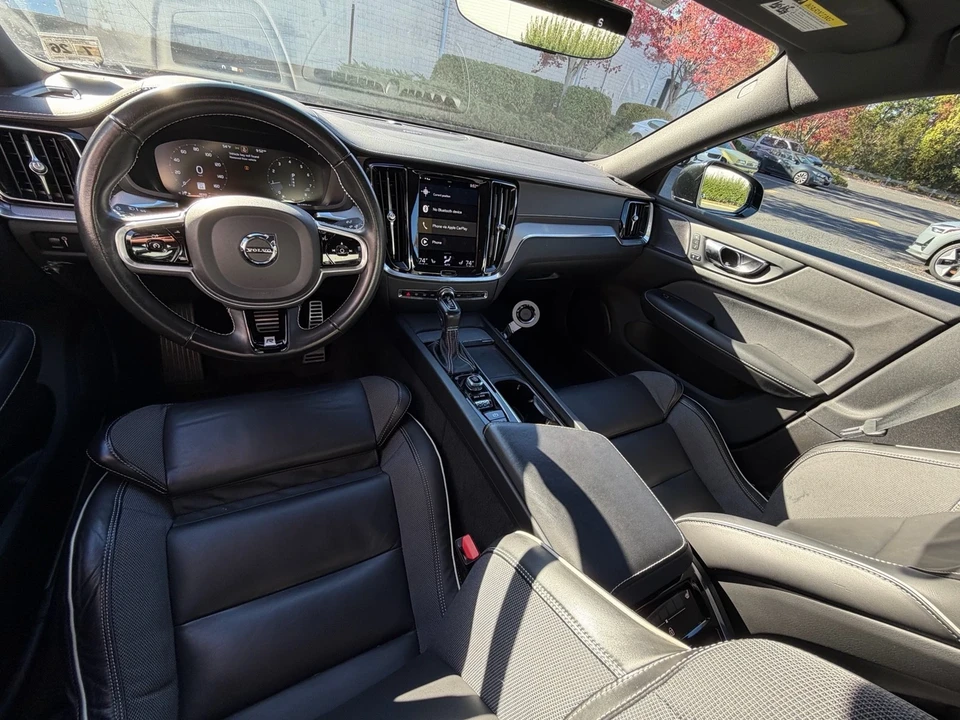 2021 Volvo S60 3rd Gen - Image 9 of 11
