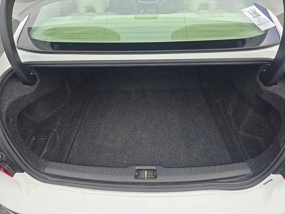 2021 Volvo S60 3rd Gen - Image 11 of 13